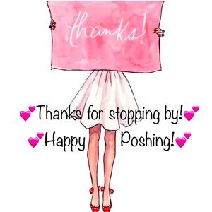 💕 Happy Poshing 💕